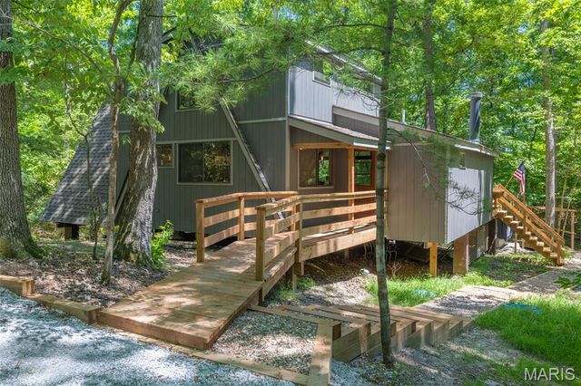 444 Foxfire Circle Drive, Innsbrook, MO 63390