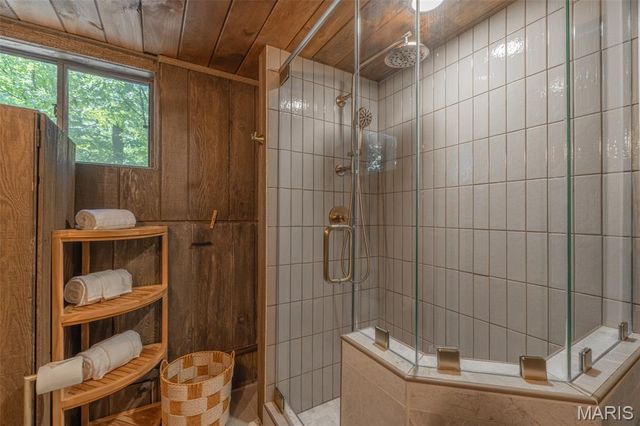 444 Foxfire Circle Drive, Innsbrook, MO 63390