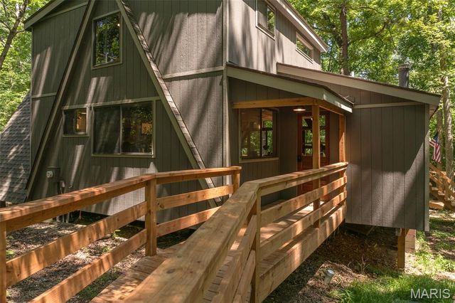 444 Foxfire Circle Drive, Innsbrook, MO 63390