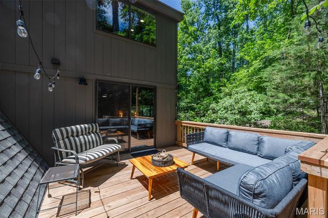 444 Foxfire Circle Drive, Innsbrook, MO 63390