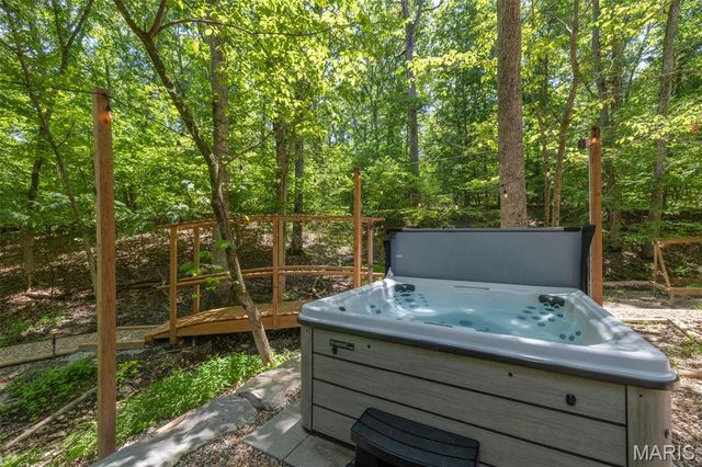 444 Foxfire Circle Drive, Innsbrook, MO 63390