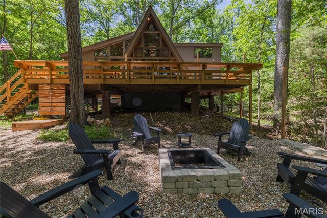 444 Foxfire Circle Drive, Innsbrook, MO 63390