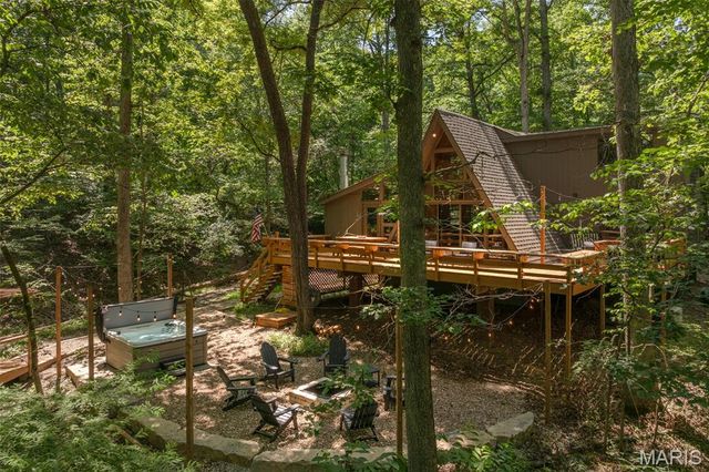 444 Foxfire Circle Drive, Innsbrook, MO 63390