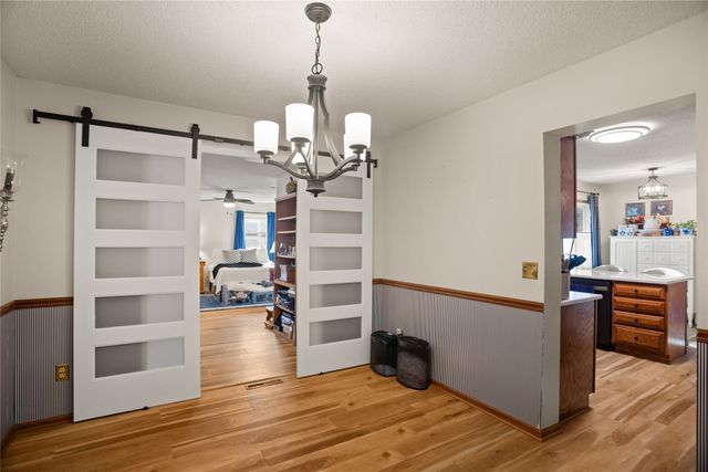 110 10th Avenue NW, Altoona, IA 50009