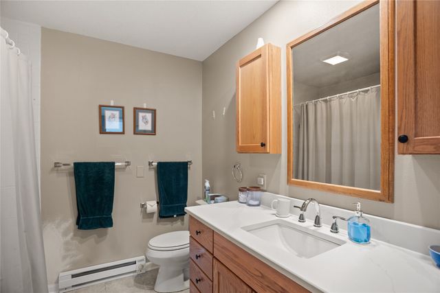 110 10th Avenue NW, Altoona, IA 50009
