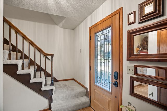110 10th Avenue NW, Altoona, IA 50009