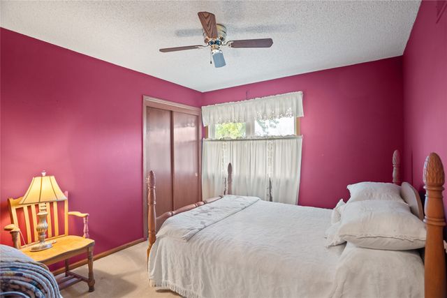 110 10th Avenue NW, Altoona, IA 50009