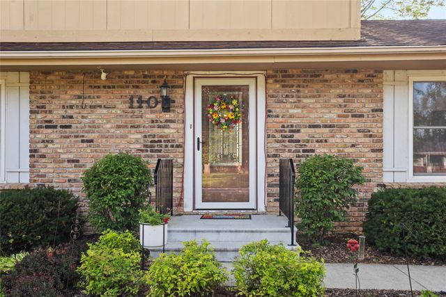 110 10th Avenue NW, Altoona, IA 50009