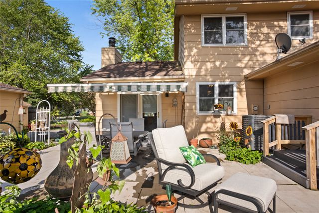 110 10th Avenue NW, Altoona, IA 50009
