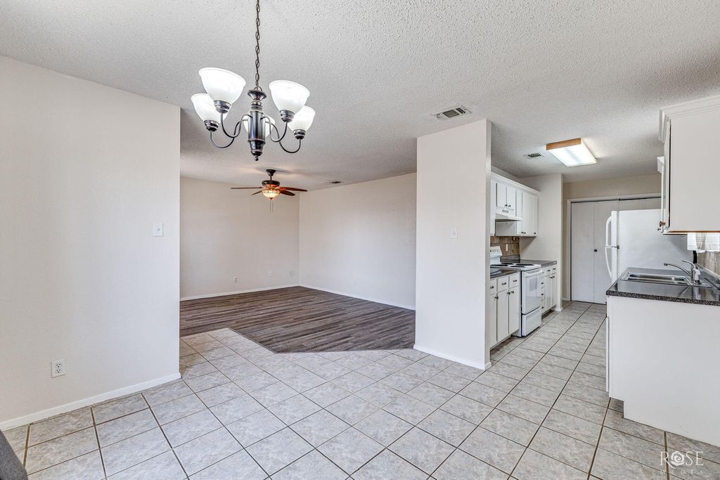 Image 9 of property listing at 1916 Liberty Court, San Angelo, TX 76901