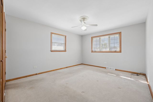 6516 W 84th Street, Burbank, IL 60459