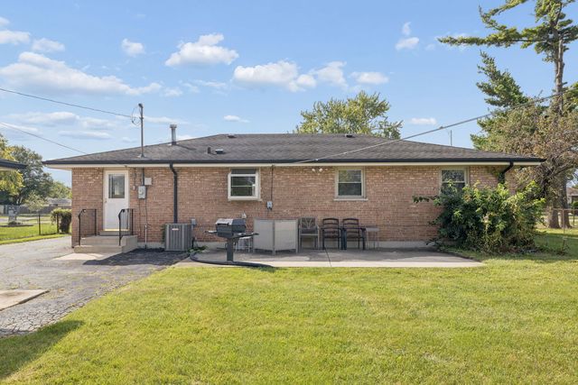 6516 W 84th Street, Burbank, IL 60459