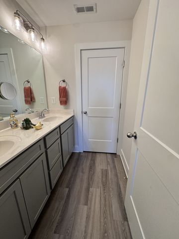 108 Thoroughbred Blvd, Shelbyville, TN 37160