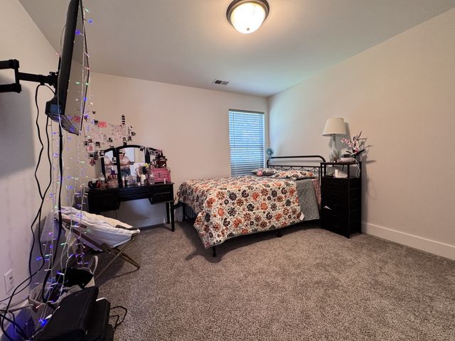 108 Thoroughbred Blvd, Shelbyville, TN 37160