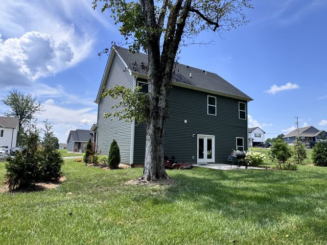 108 Thoroughbred Blvd, Shelbyville, TN 37160