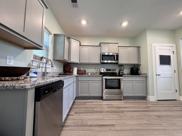 108 Thoroughbred Blvd, Shelbyville, TN 37160