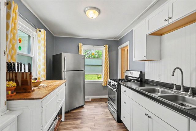 405 Colonial Avenue, Portage, MI 49002