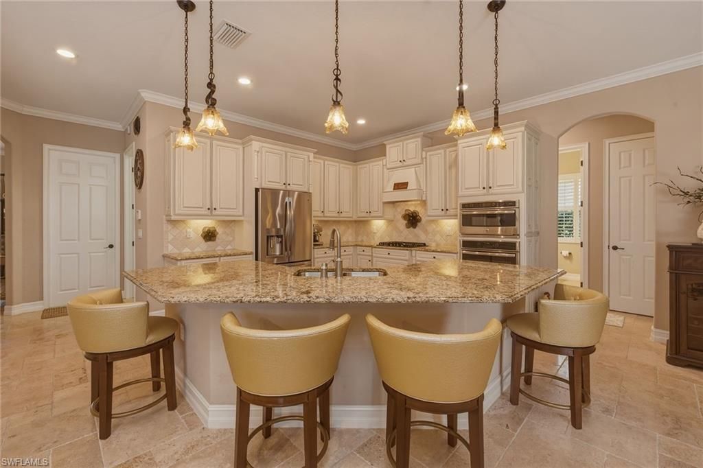 9505 Campanile CIR, NAPLES, FL 34114 — photo 4