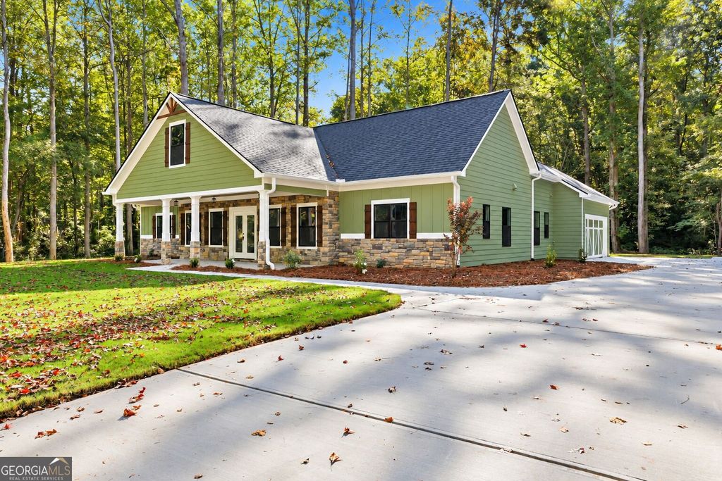 324 Fern Valley Drive, Toccoa, GA 30577 — exterior