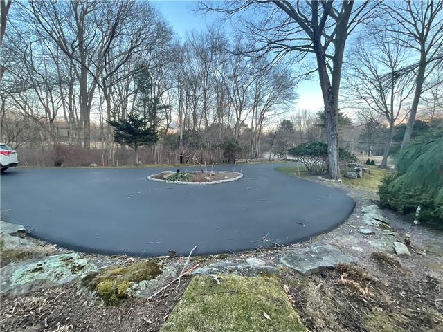 38 Hartford Pike, Foster, RI 02857