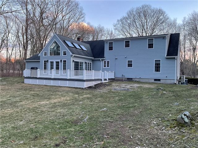 38 Hartford Pike, Foster, RI 02857