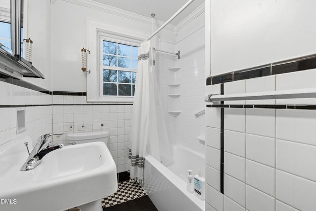 1110 N Gregson Street, Durham, NC 27701