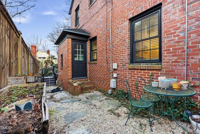 1110 N Gregson Street, Durham, NC 27701