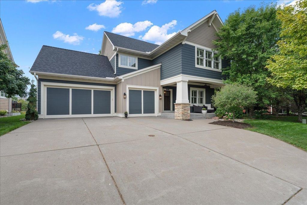 11605 Ivywood Trail, Woodbury, MN 55129 — exterior