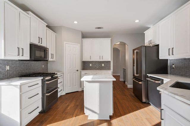 9498 Homestead Lane, Frisco, TX 75033