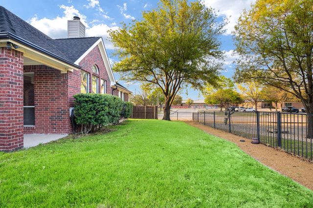 9498 Homestead Lane, Frisco, TX 75033