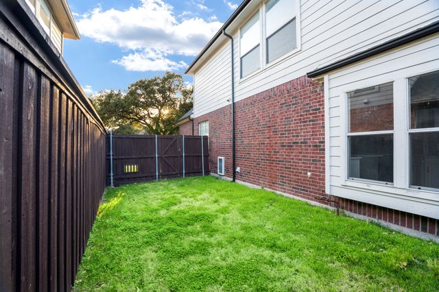 9498 Homestead Lane, Frisco, TX 75033