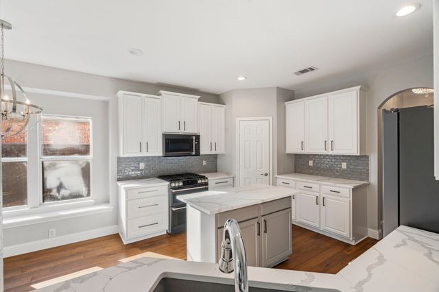 9498 Homestead Lane, Frisco, TX 75033