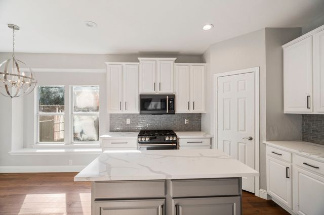 9498 Homestead Lane, Frisco, TX 75033