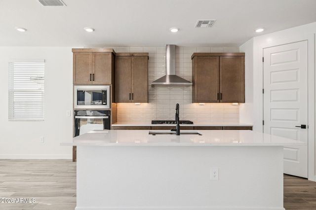 2535 E VILLA LINDA Drive, Phoenix, AZ 85024