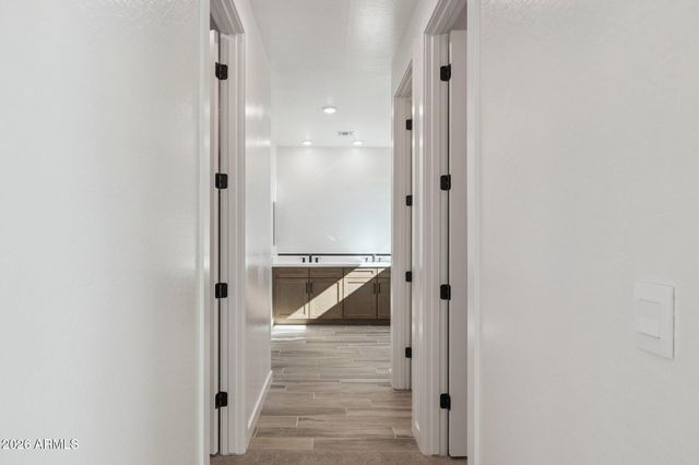 2535 E VILLA LINDA Drive, Phoenix, AZ 85024