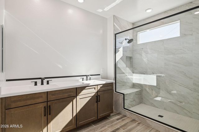 2535 E VILLA LINDA Drive, Phoenix, AZ 85024