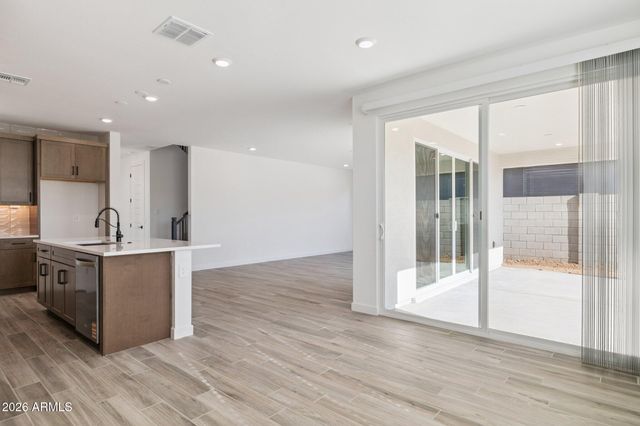 2535 E VILLA LINDA Drive, Phoenix, AZ 85024