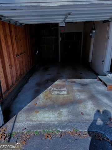 1895 Francis Avenue NW, Atlanta, GA 30318