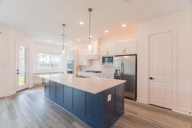 972 Terlingua Creek Drive, Conroe, TX 77304