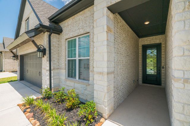 972 Terlingua Creek Drive, Conroe, TX 77304