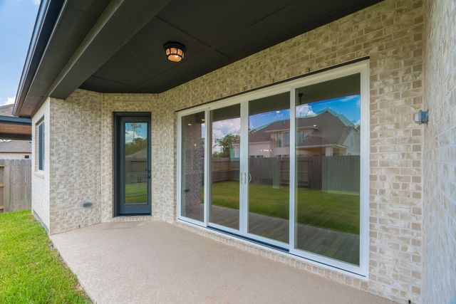 972 Terlingua Creek Drive, Conroe, TX 77304
