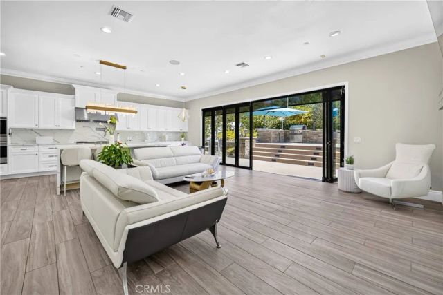 2025 Lonestar, Thousand Oaks, CA 91362