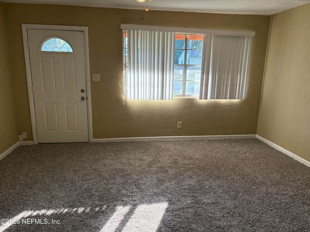 6912 CORDAY Road, Jacksonville, FL 32208