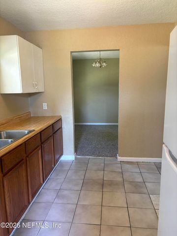 6912 CORDAY Road, Jacksonville, FL 32208