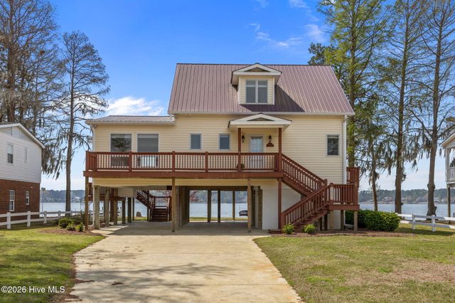 314 E Bayside Drive, Chocowinity, NC 27817