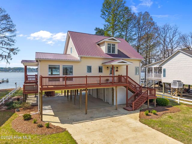 314 E Bayside Drive, Chocowinity, NC 27817