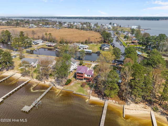 314 E Bayside Drive, Chocowinity, NC 27817