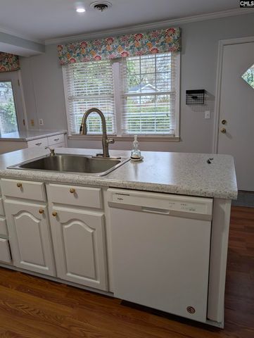 207 Haynes Lane, Cayce, SC 29033