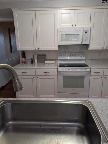 207 Haynes Lane, Cayce, SC 29033