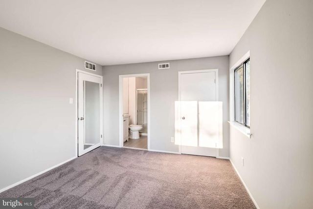 1302 MARESFIELD CT, Marlton, NJ 08053